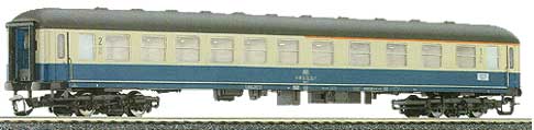 Passenger car 1st/2nd class<br /><a href='images/pictures/Tillig/13678.jpg' target='_blank'>Full size image</a>